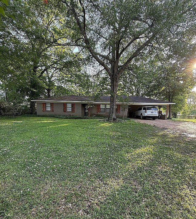 Exterior - Front 