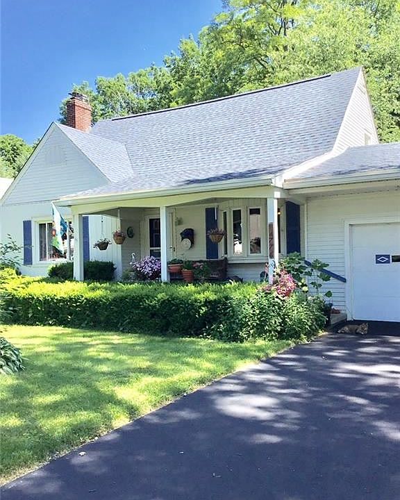 1st image of 4776 Woodside Ave