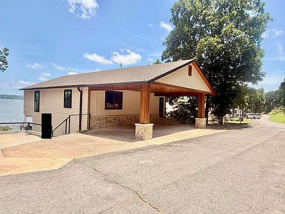 2nd image of 34670 Beach Rd
