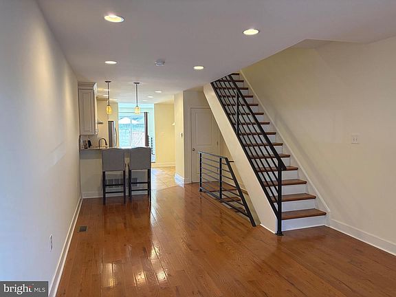 5th image of 1007 S 7th St