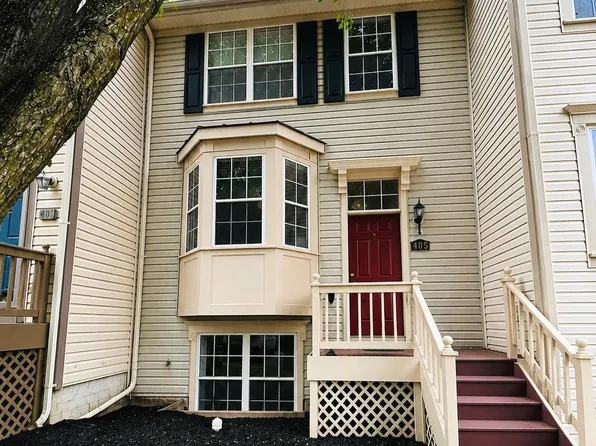 405 McDaniel Dr, Purcellville, VA 20132