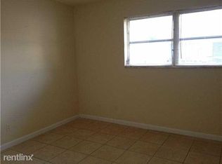 6124 Lincoln St, Hollywood, FL 33024