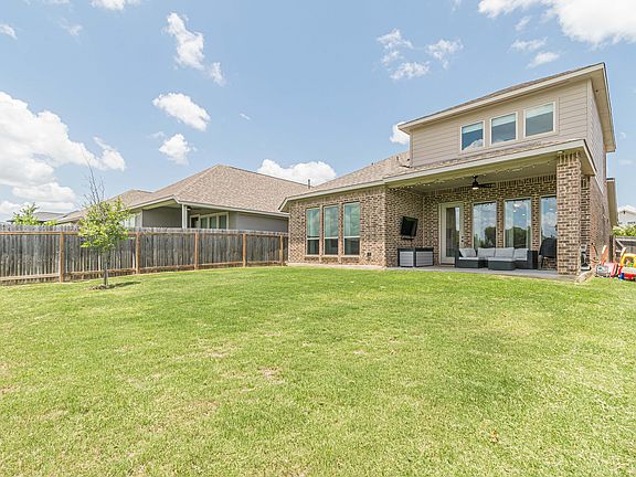 4th image of 853 Blue Oak Blvd