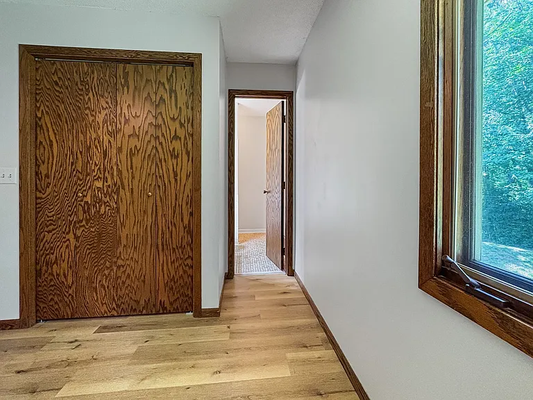 5674 Arthur St NE — Photo 24