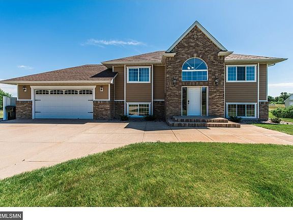 2nd image of 20660 Lake George Blvd