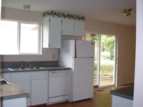 1713 W Martin St, Elma, WA 98541