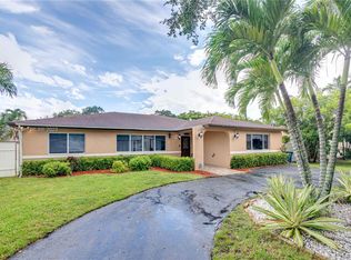 5727 SW 117th Ave, Cooper City, FL 33330