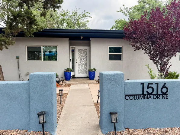 1516 Columbia Dr NE, Albuquerque, NM 87106
