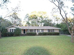 305 Thornton Pl, Mobile, AL 36609