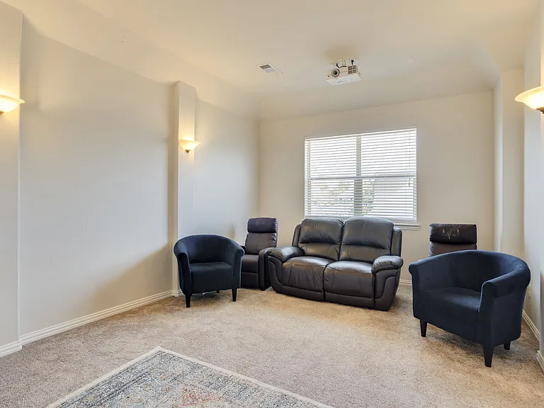 1604 Woodrose Ct — Photo 39