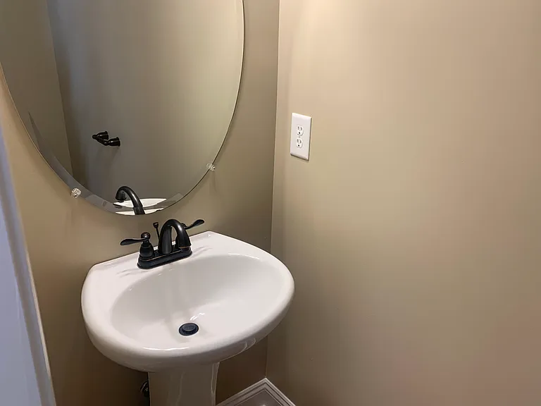 109 Golden Rod Ln — Photo 17