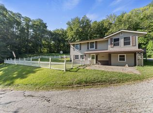 1996 Sabbath Dr, Muscatine, IA 52761
