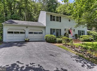 422 Moritz Rd, Orrtanna, PA 17353