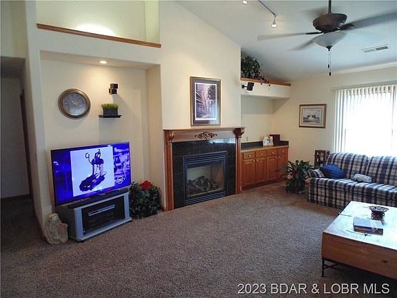 4th image of 103 Wellington Ln