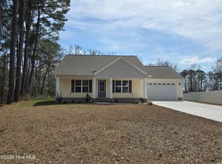 94 Osprey Watch Lane E, Oriental, NC 28571