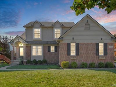 8159 Pickering Pl, Westland, MI, 48185