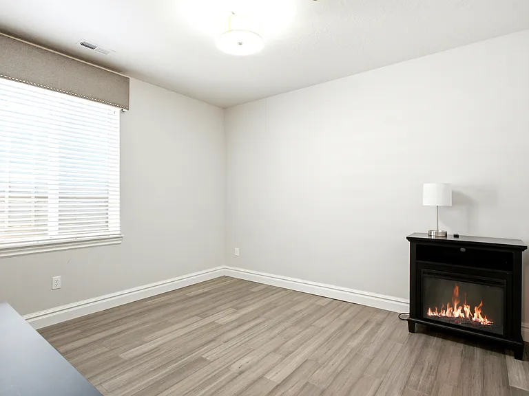 196 E North View Way — Photo 26