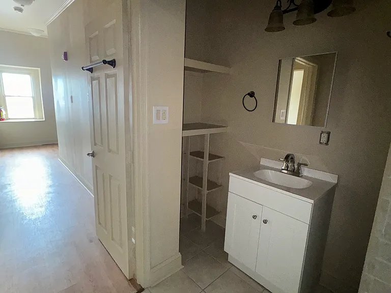 1542 N 15th St #5 — Photo 23