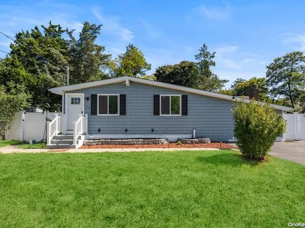 857 Scherger Avenue, East Patchogue, NY 11772