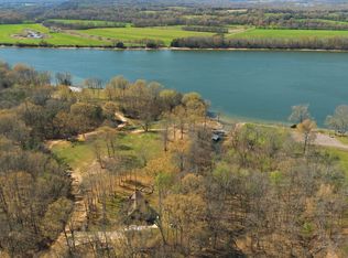1118 Carrollville Landing Rd, Clifton, TN 38425