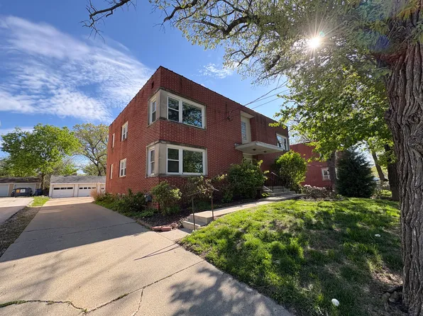 4220 Ingersoll Ave #202, Des Moines, IA 50312