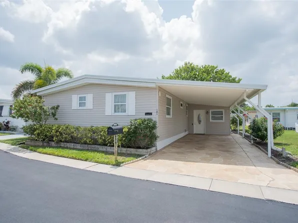 10280 Paradise Dr, Largo, FL 33773