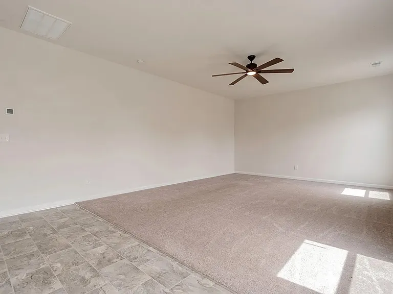 344 Council Loop — Photo 4