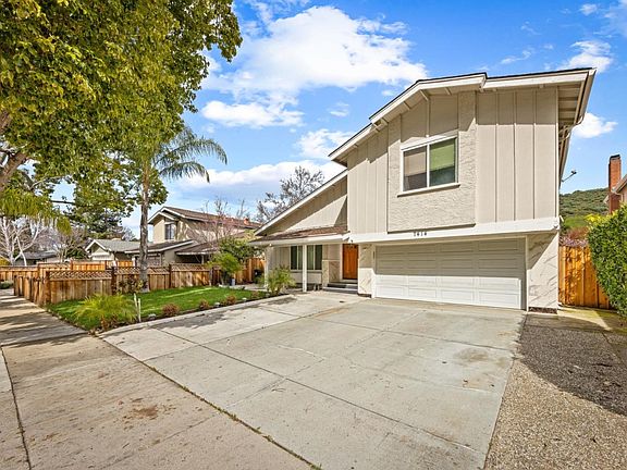 5th image of 7414 Phinney Way