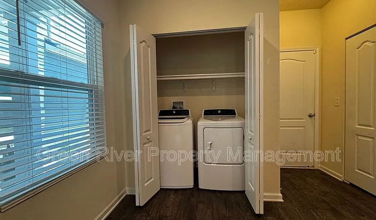 8068 Echo Springs Rd — Photo 4