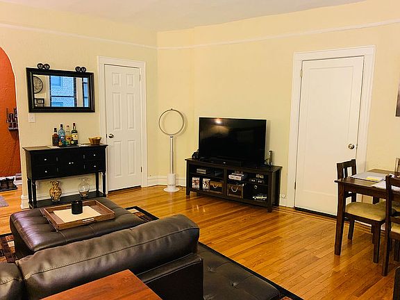 5th image of 12 Hempstead Ave APT 1L