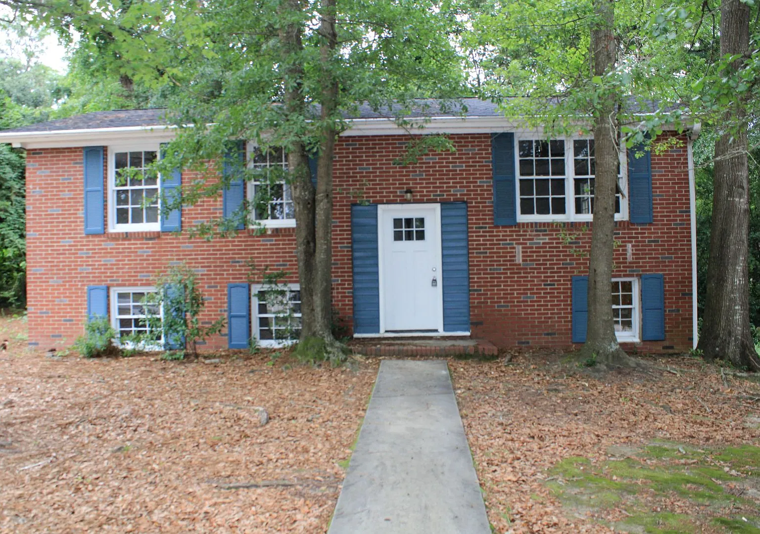 Remodeled 4 Bedroom 2 Bath Home Aiken — Photo 1