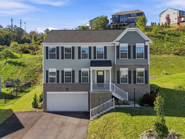 262 Lily Ridge Dr, Canonsburg, PA 15317