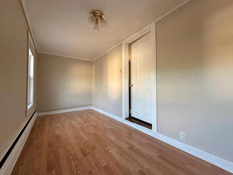 5 Fern St #2 — Photo 1