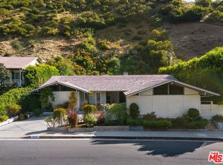 2068 N Beverly Dr, Beverly Hills, CA 90210