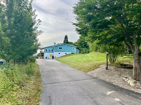 2684 Blue Ridge Ln, Traverse City, MI 49685