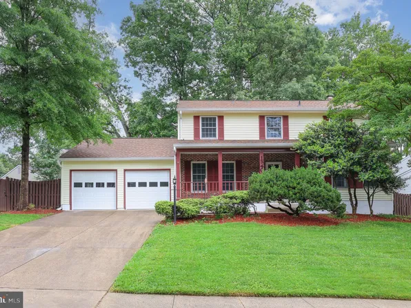 15407 Silvan Glen Dr, Dumfries, VA 22025