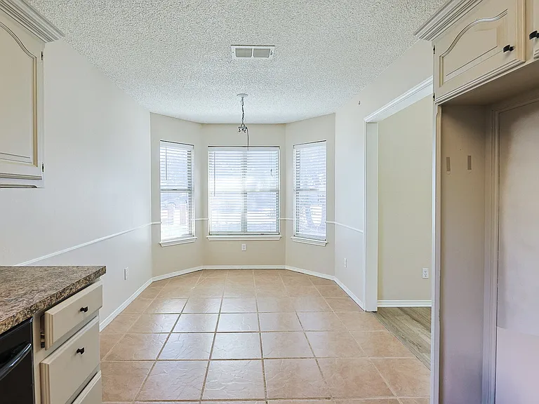 9708 Aberdeen Ave — Photo 22