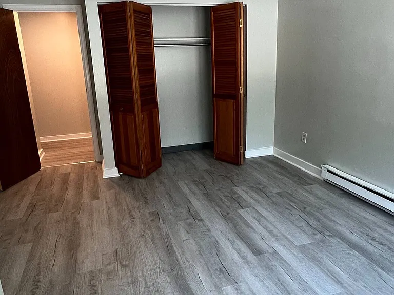13 N College St #45 — Photo 5