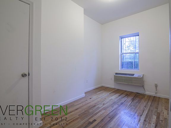 4th image of 444 Lafayette Ave APT 3