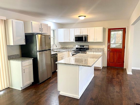 3rd image of 5435 Winstead Ct