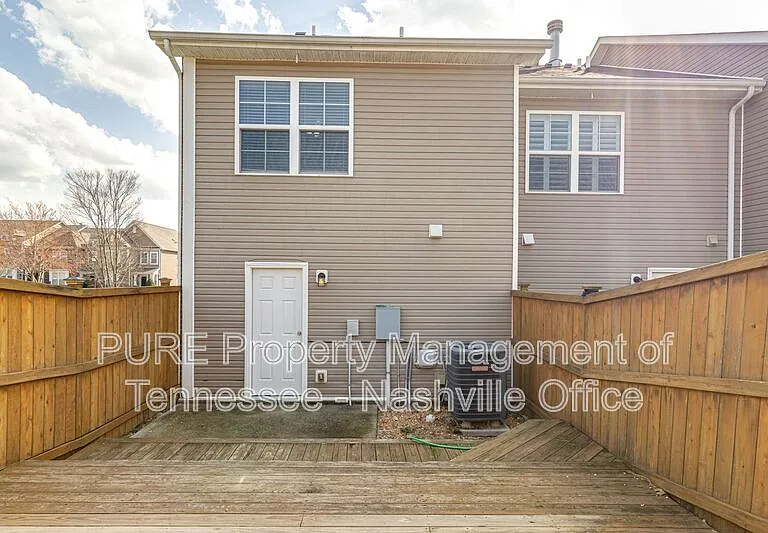 1251 Riverbrook Dr — Photo 20