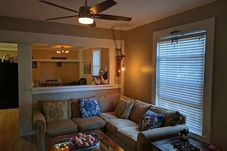 1st image of 610 Lane Ave NW #1