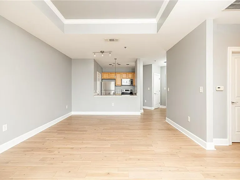 325 E Paces Ferry Rd NE #706 — Photo 13