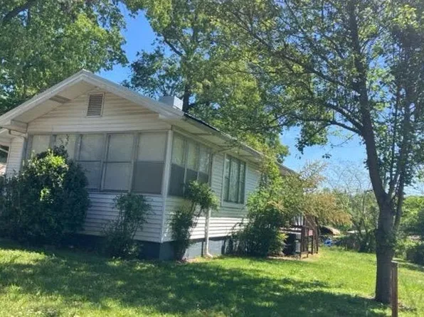 206 Forest Ave, Adamsville, AL 35005