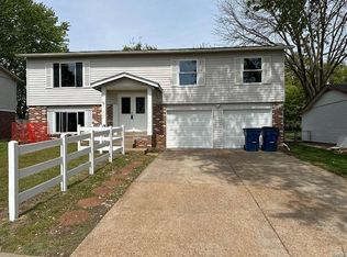 2565 Millvalley Dr, Florissant, MO