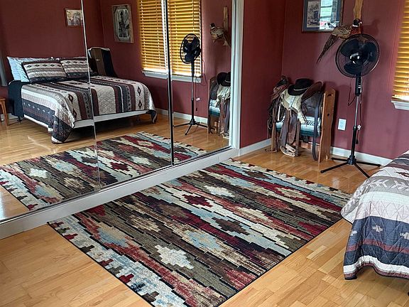 5th image of 451 Red River Rd