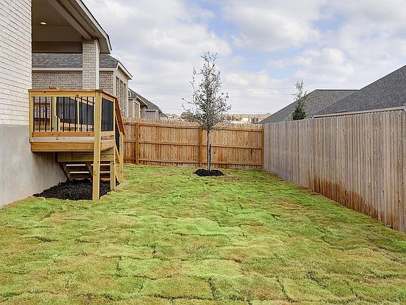 5th image of 13020 Macar Manor