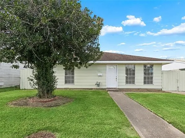 141 N Betty Ln, Westwego, LA 70094