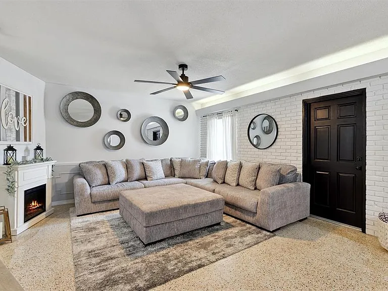 4416 Jamerson Pl — Photo 8