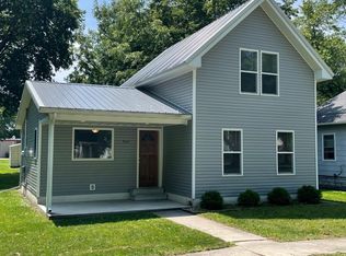 304 E Orchard St, Forrest, IL 61741